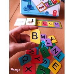 لعبة بناء الكلمات 4 حروف إنجليزى