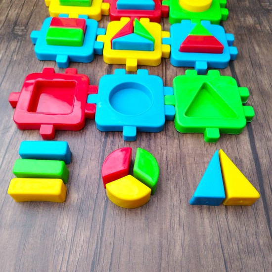 مكعبات الأشكال الهندسية